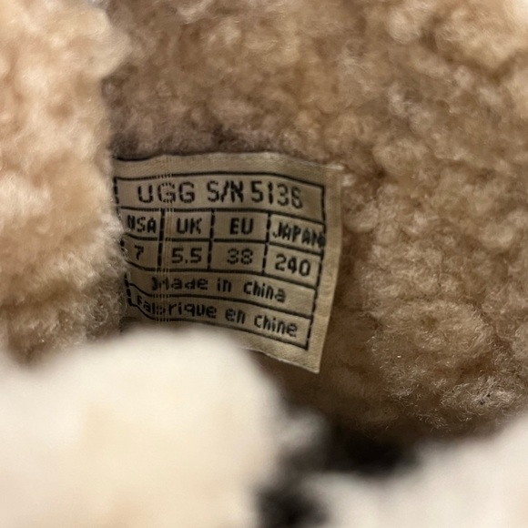 Ugg Australia Cove Womens Ankle Boots Size 7 Brown Leather Shearling Lined 5136 - Picture 10 of 10